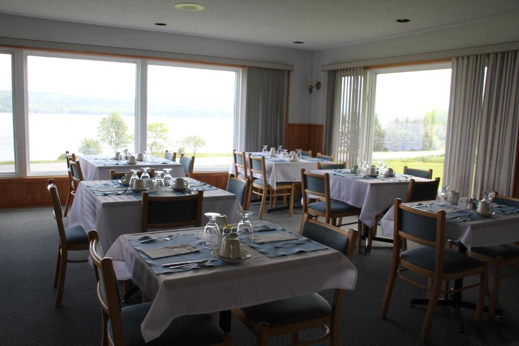 Cabot Trail Motel Baddeck Inlet Kültér fotó